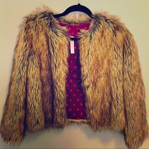 Short faux fur bolero coat